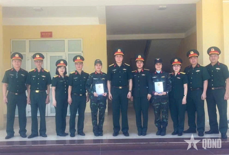 Lãnh đạo Bệnh viện Bỏng quốc gia Lê Hữu Trác thăm, động viên lực lượng tham gia A80
